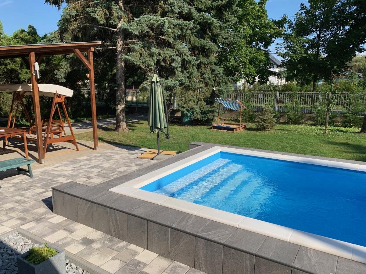 Akos Haz Villa Siofok Exterior photo